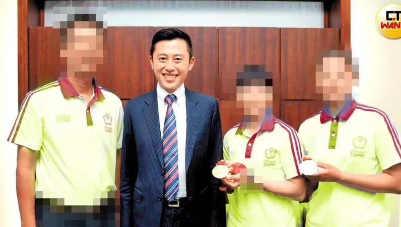 奧運教練是狼2／國三被性侵到大二　體育正妹不敢反抗只為「體罰會輕點」