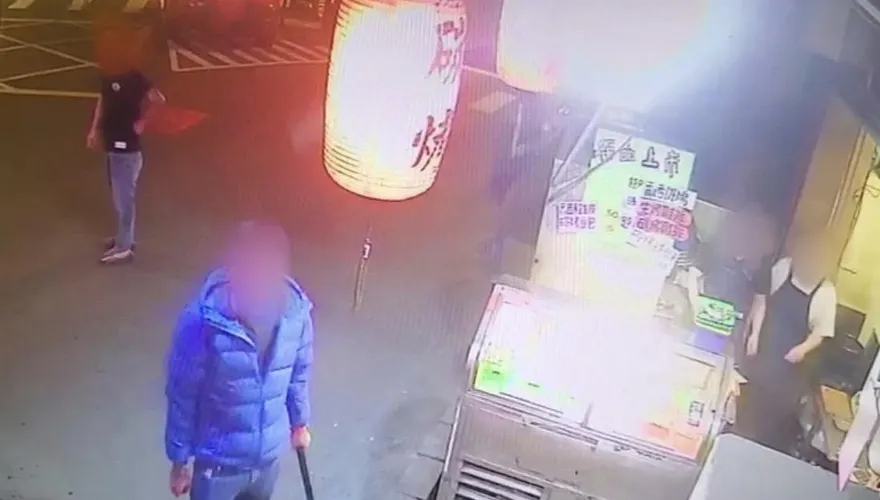 影/為了10萬元！三峽炭烤店暗夜槍響　警現場逮5人槍手上午落網