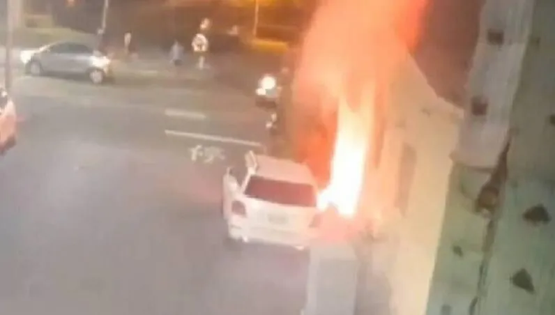 男為討5千元債務「射信號彈」！路樹、住宅起火　警追緝中