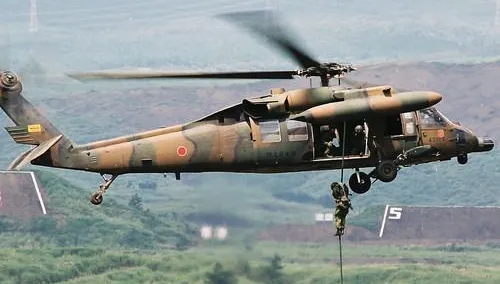 快訊/日本自衛隊直升機宮古島海域驚傳失聯！傳機上搭載14人