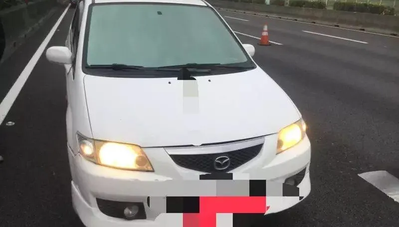 快訊/國1彰化路段休旅車疑故障「停輔助車道」　男駕駛下車查看遭撞身亡