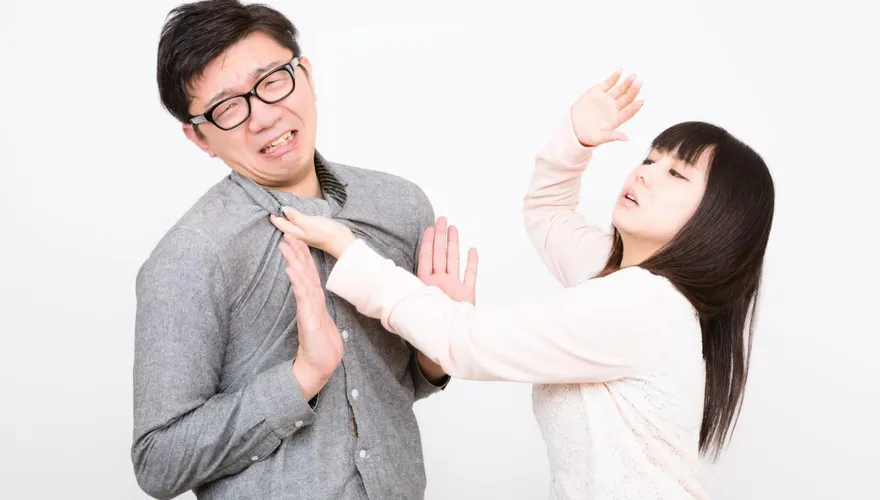 見女友帳戶餘額有2500萬！他驚吐一句被白眼　網友群攻：不上進