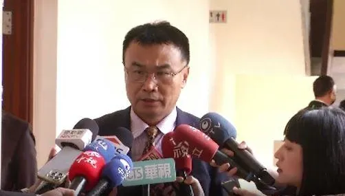 陳吉仲稱豬肉不會缺　網友諷：說不缺的都要專案進口