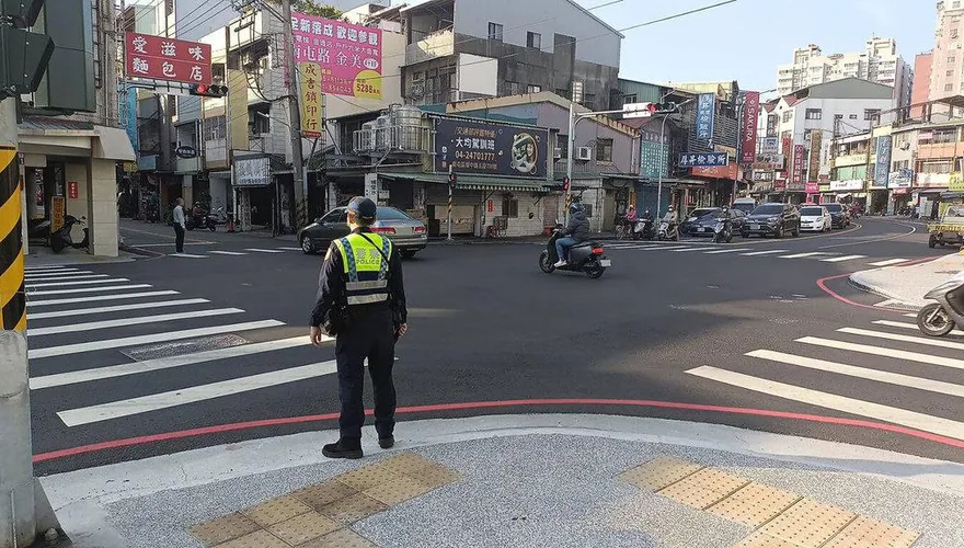 翻轉行人地獄！台中警「挺行人」強力執法28天開超過9000件