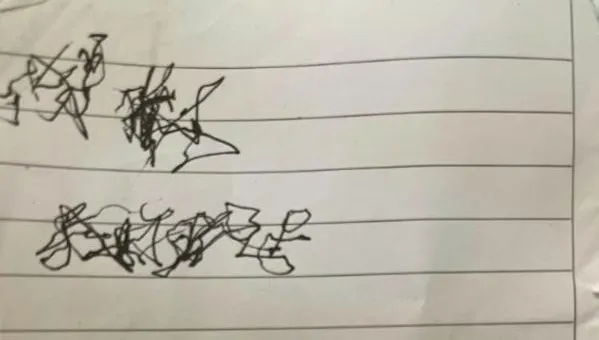 女兒看不懂爸爸臨終手寫遺言發文求助　網友解出是「這9字」瞬間淚崩
