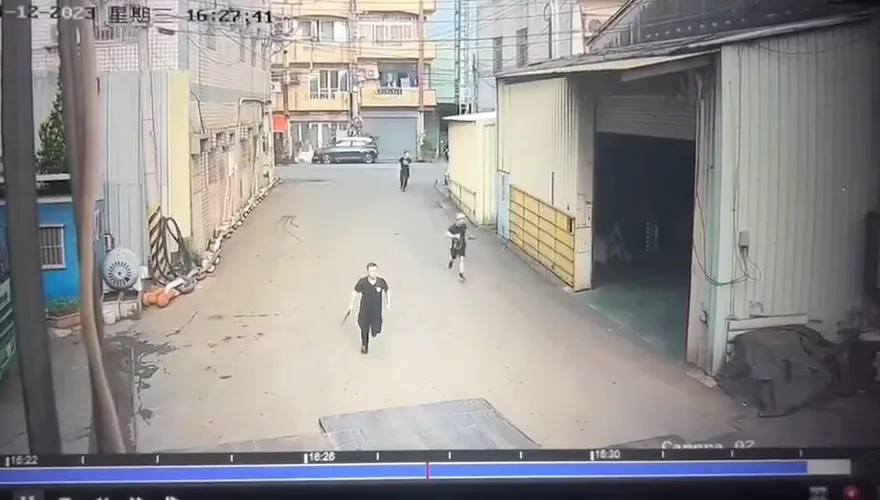 台中小吃店爆移工糾紛！現場遺留5顆子彈　1人腿部割傷送醫