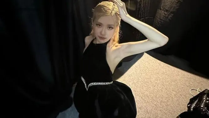 BLACKPINK Rosé遭陸媒瘋傳聚會吸毒！照片引熱議　YG怒發聲