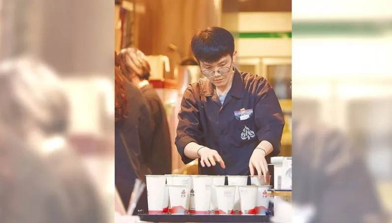最低工資連10漲！調幅3.18％　月薪29,500元、時薪196元