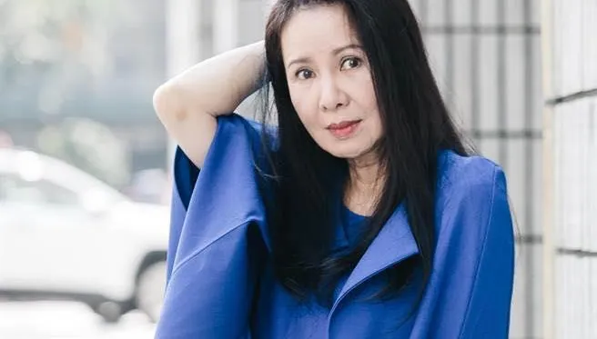 手術驚傳失敗！68歲女星「娃娃音始祖」這器官萎縮現況曝
