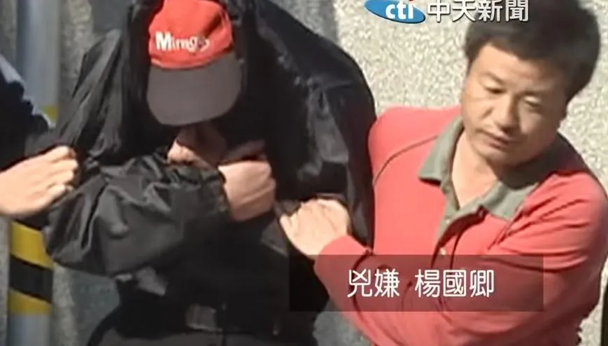 屍透手套痕1/校車司機戀上護專女學生　狠心勒斃「這記號」成犯罪鐵證