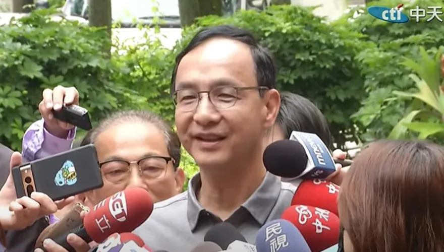 影/郭台銘訪日今返台　朱立倫：將持續連繫　盼與柯文哲團結