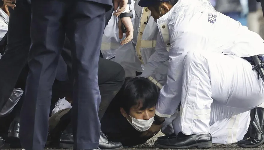 安檢再現漏洞？日媒：岸田演說現場未對人員進行隨身物品檢查