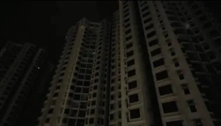 大樓一片黑漆漆！香港凌晨大停電　消防接獲多起受困電梯、火警通報