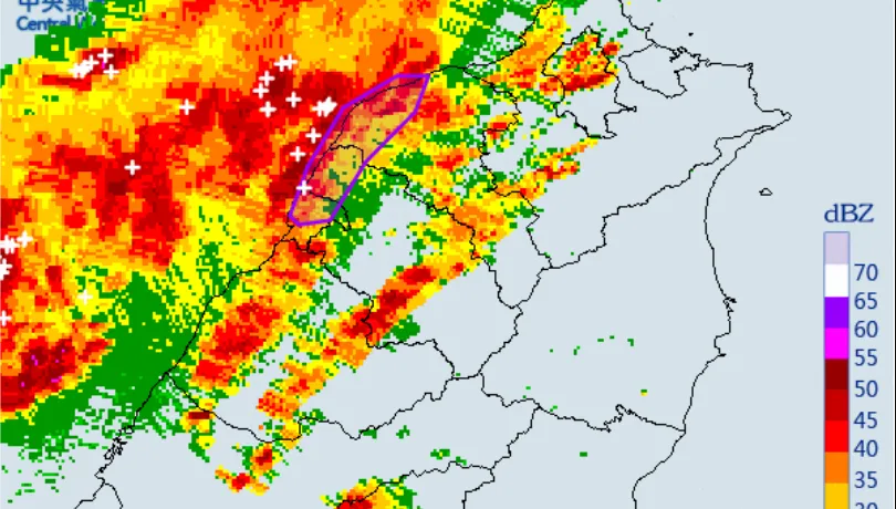快訊/「最強春雨」炸桃園、新竹　慎防劇烈降雨、9級陣風