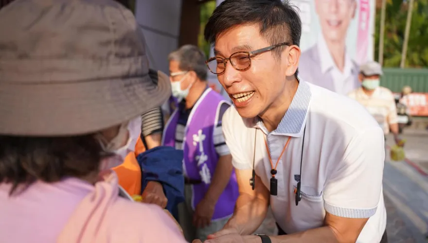 現任立委鍾佳濱初選贏得輕鬆　將尋求屏東一選區連任