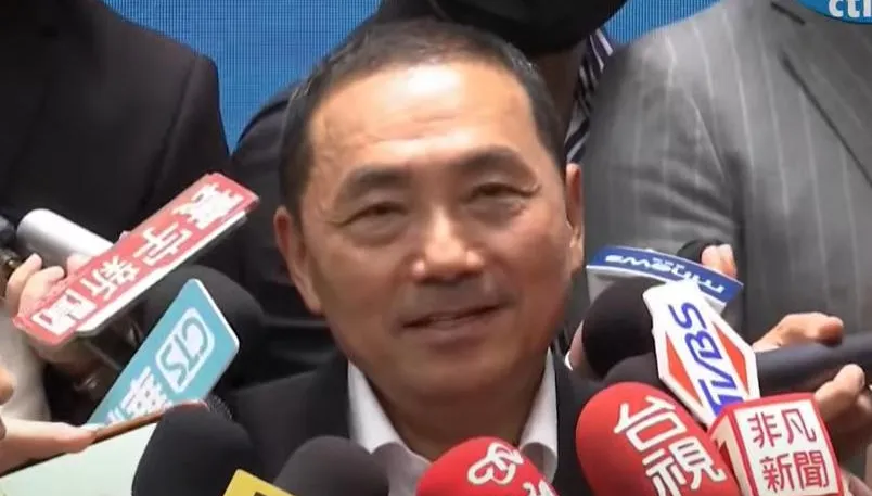 影/新北槍擊民進黨見獵心喜「陳建仁撂重話」！侯友宜強勢回擊「打臉手機作秀謠言」