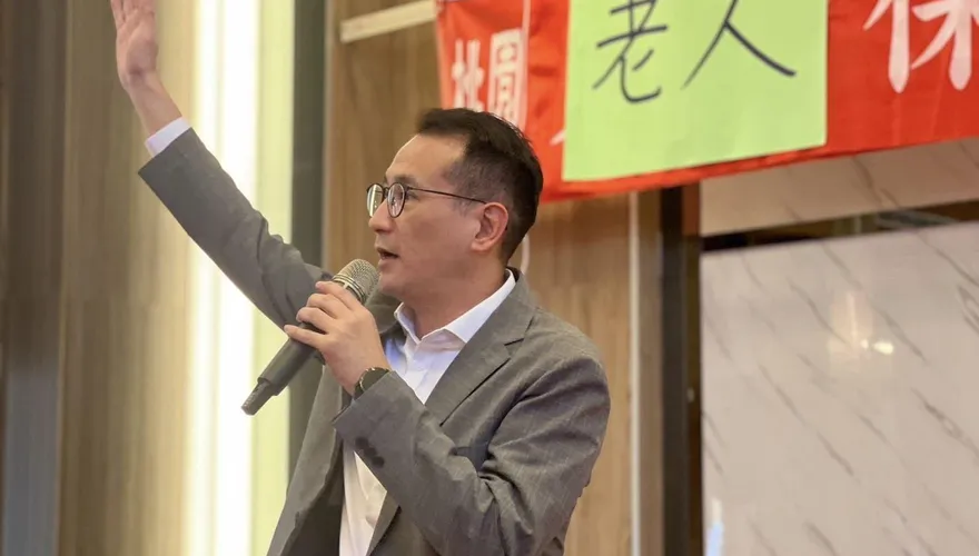 鄭運鵬挺陳建仁甩鍋新北！網炸鍋轟：台南88槍擊案怎不見你吭一聲
