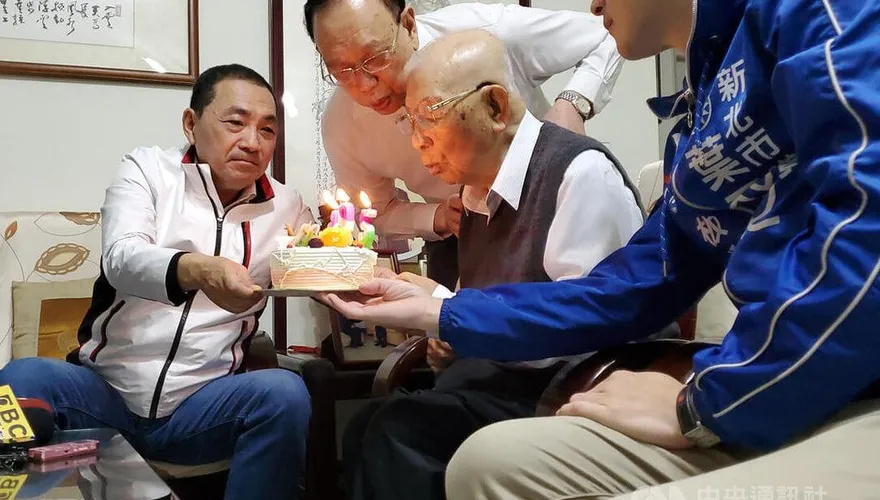 享嵩壽107歲　前退輔會主委許歷農過世
