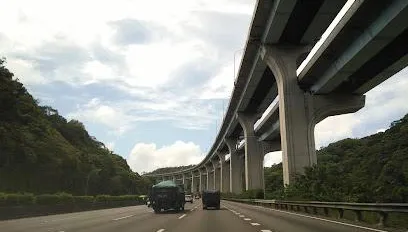電動機車撞小貨車！女移工迷路騎上彰化國道　最高罰6千