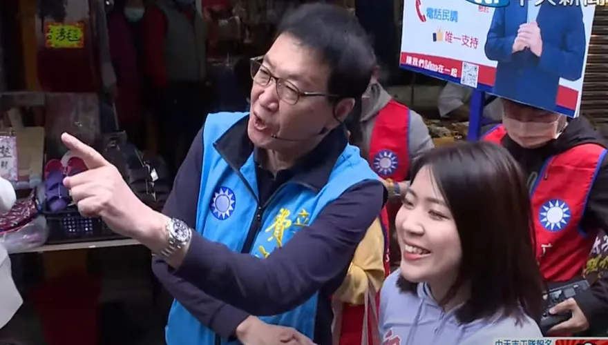 費鴻泰初選敗給徐巧芯　展現風度喊話選民：保持聯絡！