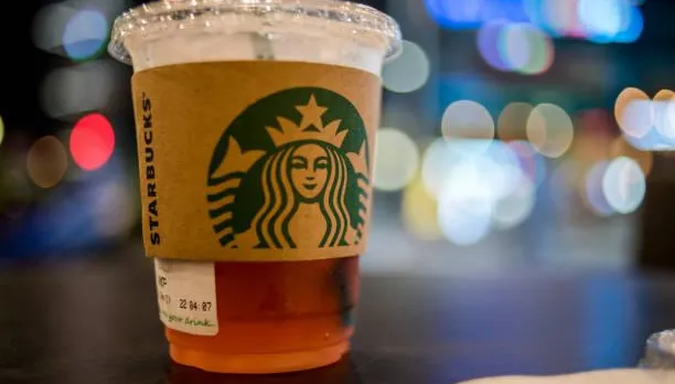 伯朗、星巴克買1送1！把握「這時段」進店爽喝　超狂優惠一次看