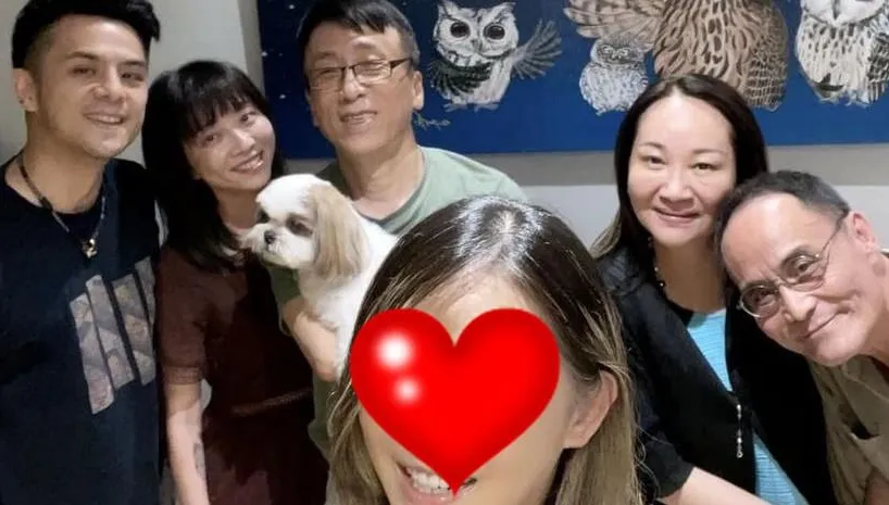 苦苓58歲妻素顏照曝光　網驚：是你女兒嗎？好漂亮