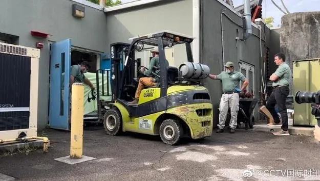丫丫出發回家畫面曝！待運輸籠內返陸　估下午4點抵上海浦東機場