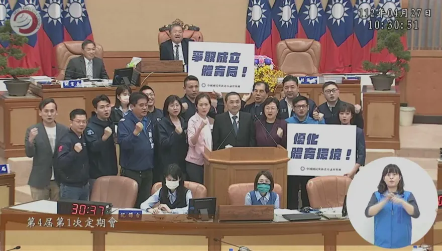 守護中華民國就是愛台灣！ 侯友宜：兩者是「共生體」否則杯破水覆