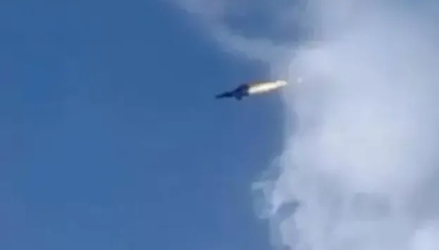 俄米格31戰機起火墜毀　 「空中拖曳火光 」...2飛行員彈射逃生