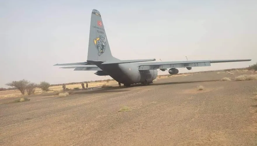 蘇丹撤僑行動困難重重！土耳其C-130運輸機28日降落時突遭攻擊　燃料系統受損