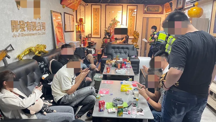 51槍案後硬起來！板橋警掃當舖、開發公司　抓到13名不法分子
