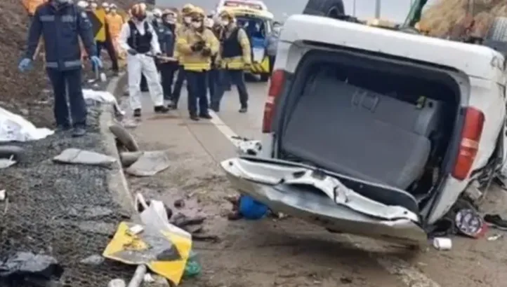 7死10傷！甘肅車禍死亡數再增1　麵包車嚴重超載11人
