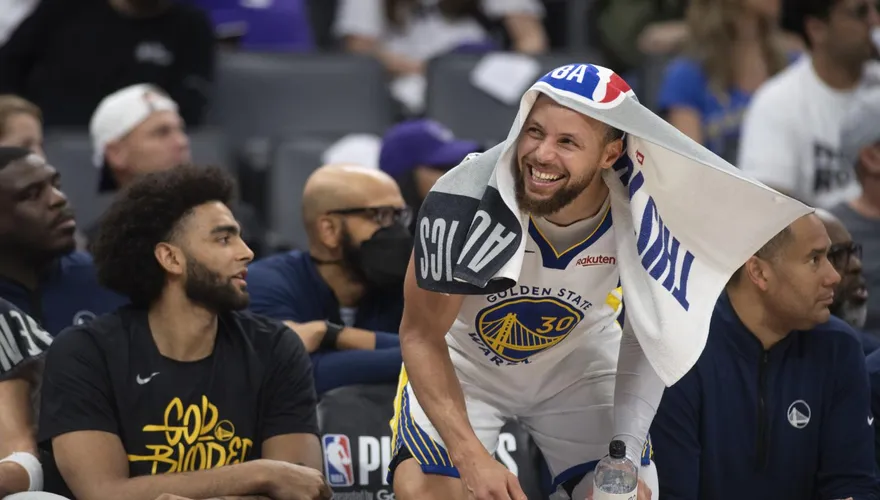 影/黑馬奇蹟！NBA季後賽史上首見　5678種子過首輪「柯神對決詹皇」