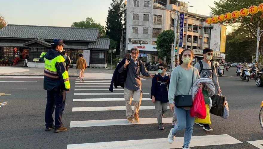 7月1日新法上路！車輛不讓行人提高罰鍰　再增13項違規供民眾檢舉