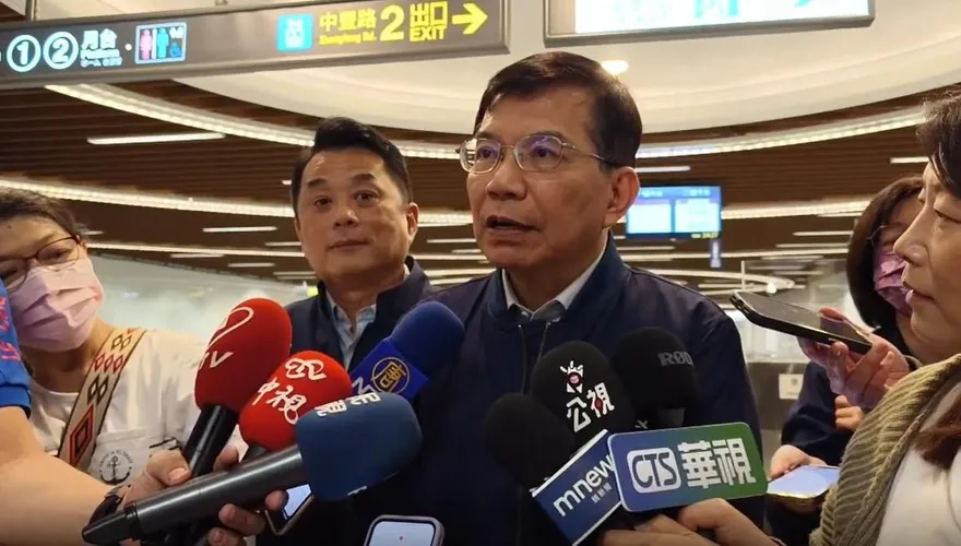 影/飛安疑慮？張國煒熬夜開飛機　王國材：交由民航局釐清是否違規
