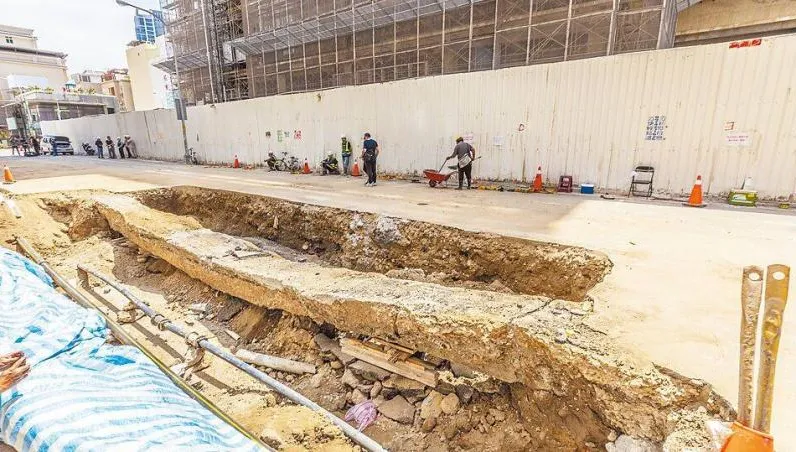 各說各話？竹北天坑監測數據早有異常　建商指有回報、公所否認