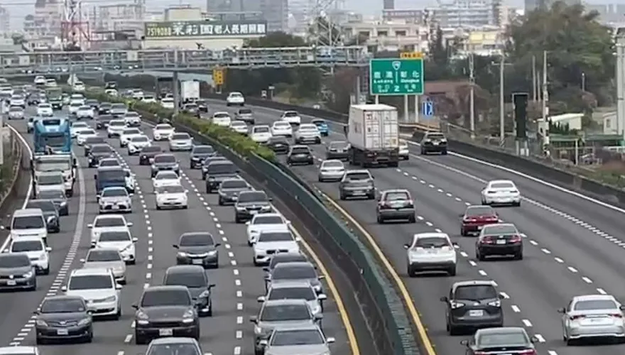 母親節交通／好走時間、路段出爐　這時段北上有高乘載