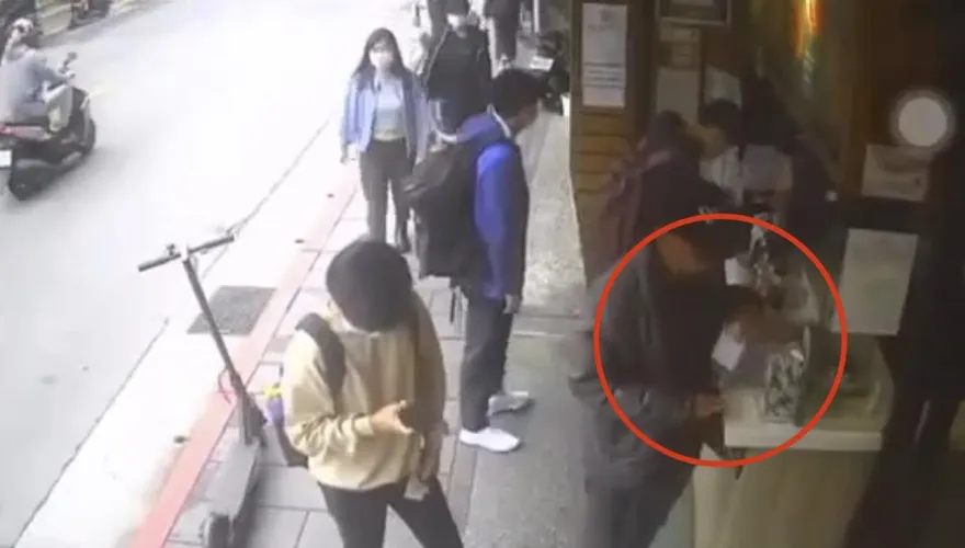 影/北市無良慣竊5秒快速下手　商家捐款箱不翼而飛