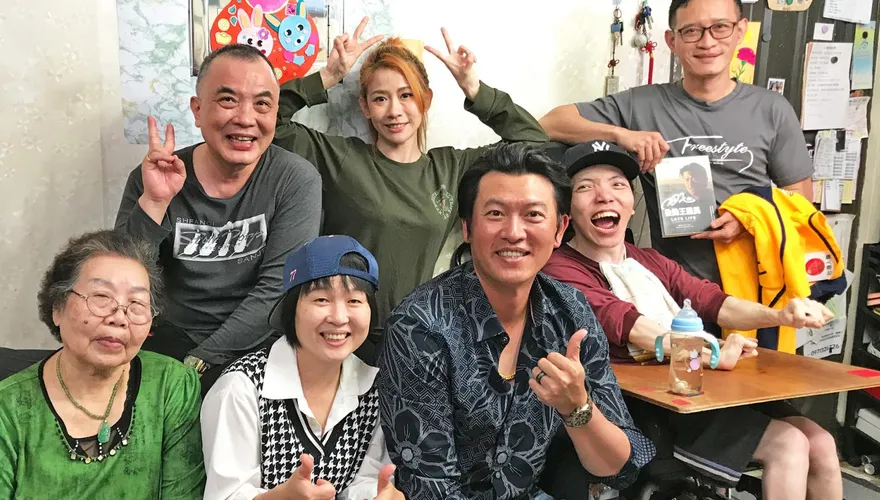 影/探訪啦啦隊女神「腦麻弟」！王建民親吐腳傷真正原因　坦言復健「心累」