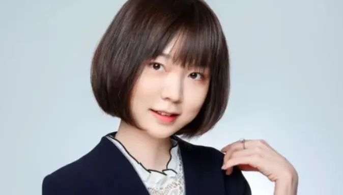招生介紹自稱「長相比較可愛」　28歲女副教授全網爆紅