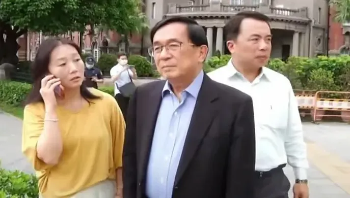 藍營質疑扁系人馬回歸「準備特赦阿扁」　沈富雄提3理由：完全沒關係