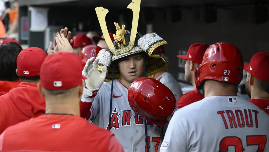 影/二刀流齊發！又戴武士帽～大谷翔平夯超前3分砲打下勝投　本季第5勝到手