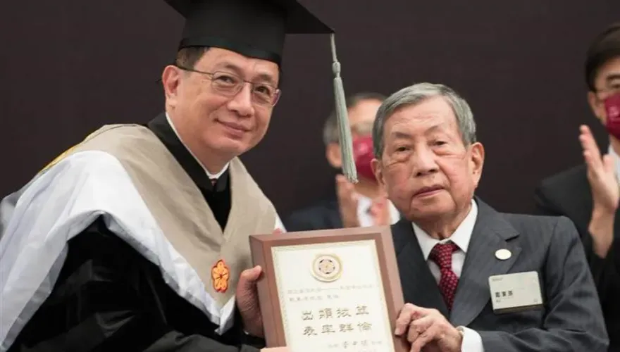 糖尿病權威戴東原辭世！陳建仁憶「沒老師沒有今天」代頒總統褒揚令
