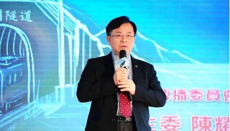 NCC強硬通過！鏡電視換董、上架2案在爭議中過關