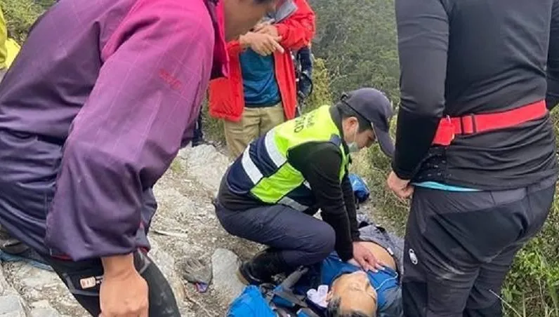 桃園男挑戰太魯閣國家公園步道「突倒地昏迷」　警消AED電擊4次＋CPR搶救