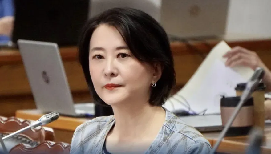 國安局稱無法監控LINE　王鴻薇：公開說謊誰會相信？