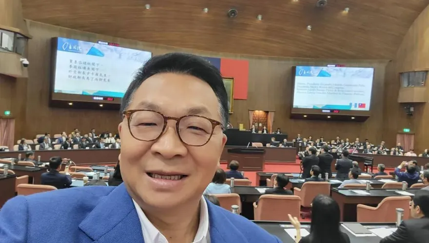 綠側翼轟時力害陳歐珀落選交通召委！粉專狠酸：誰給民進黨勇氣推這種人