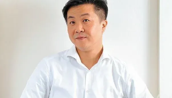 呂秋遠私生子親生媽被起底！　同業爆：事務所學習律師