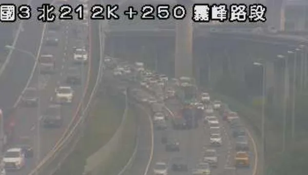 快訊/國3南下211.9公里霧峰段2車追撞　回堵車流超過1公里