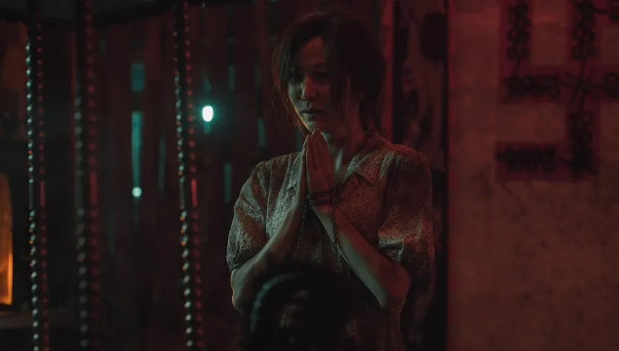《化劫》曾莞婷亂拜陰廟陷危險！同劇演員「佛珠擋煞斷裂」急拜魁爺